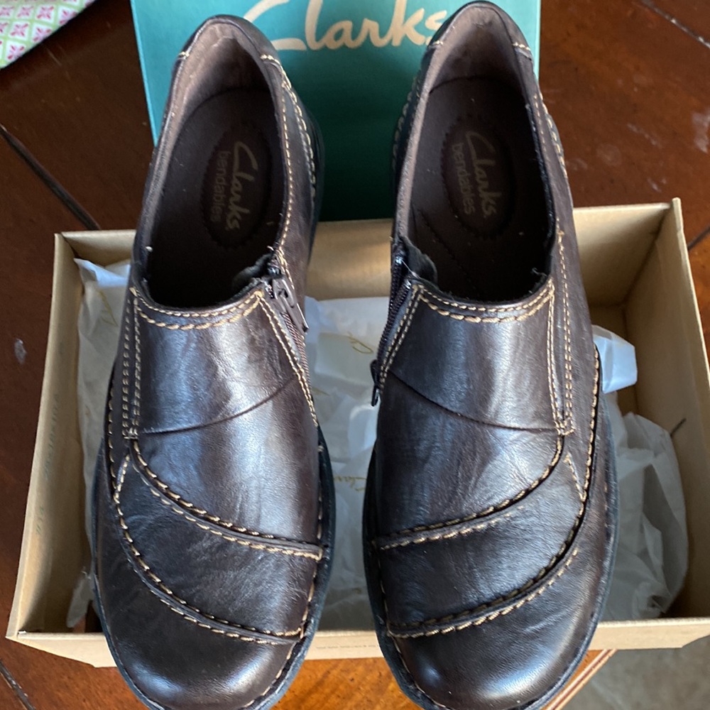Clarks Nikki Cabaret Brown Side-zip Shoe - 7M